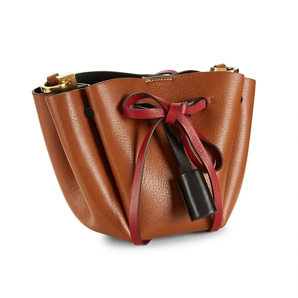 🆕 Valentino Garavani Small Leather Rockstud Shoulder Bucket Bag or Crossbody - Picture 14 of 17
